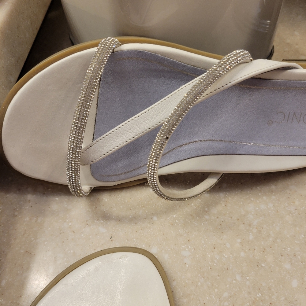 Vionic Embellished Sandal - Picture 2 of 4